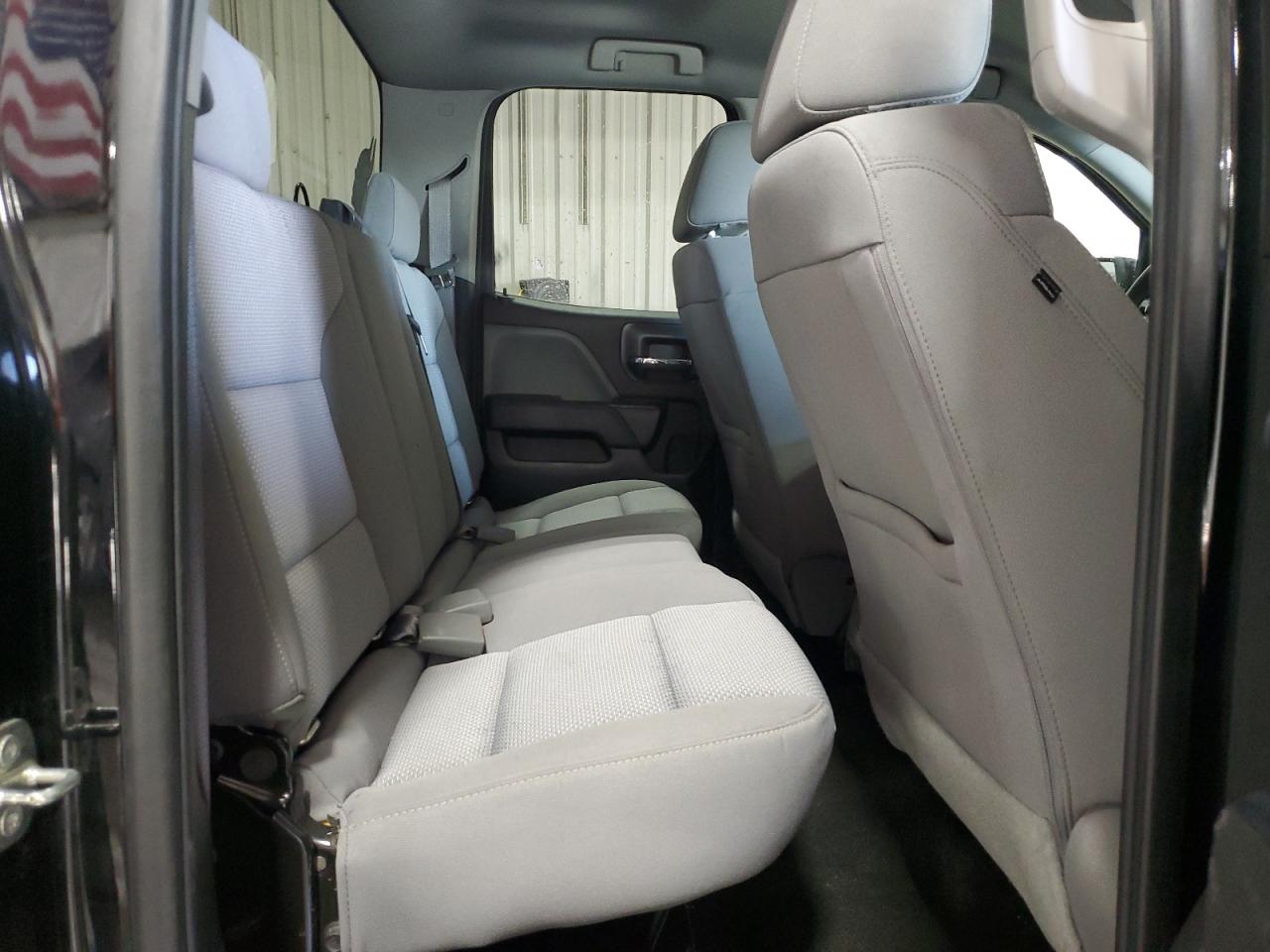 2016 GMC Sierra - Image 10