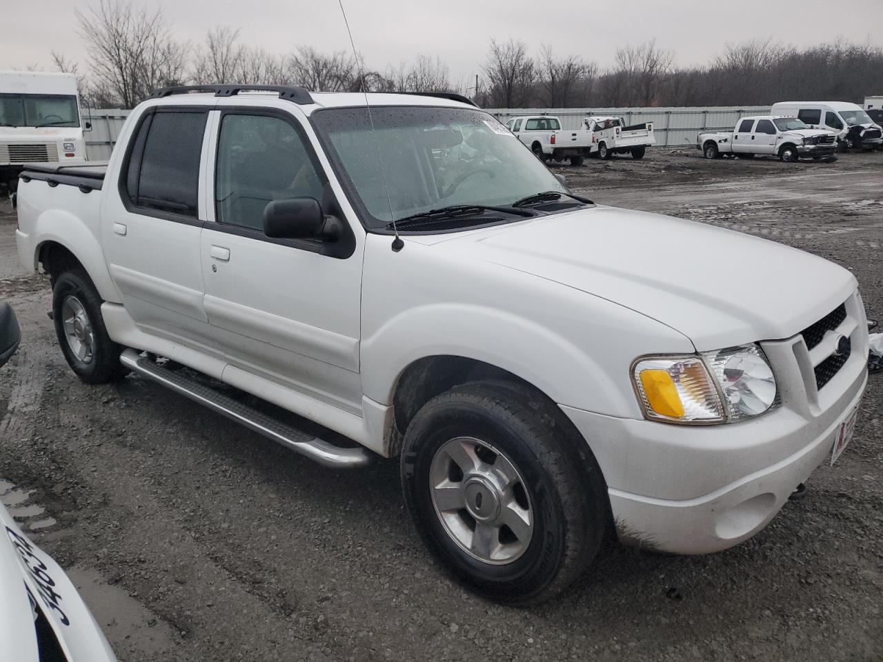 2005 Ford Explorer - Image 4