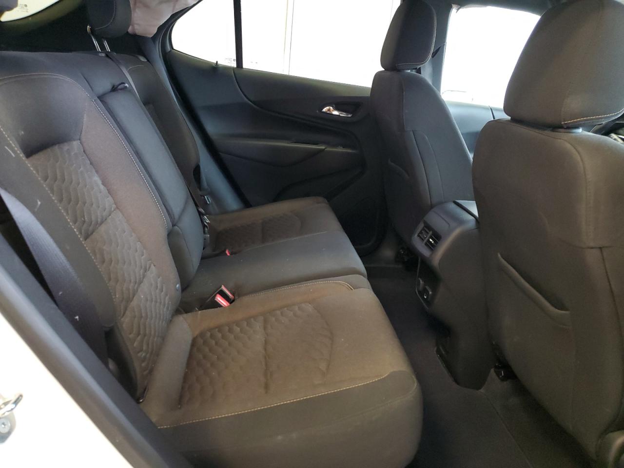 2018 Chevrolet Equinox - Image 11