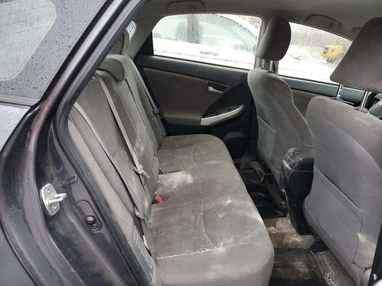 2013 Toyota Prius - Image 10