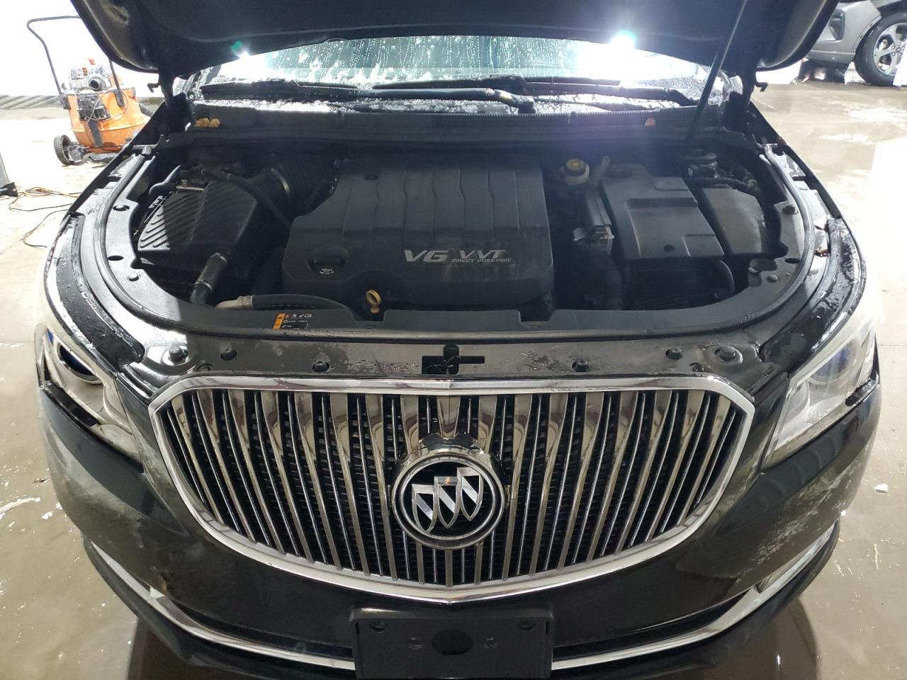 2014 Buick LaCrosse - Image 11