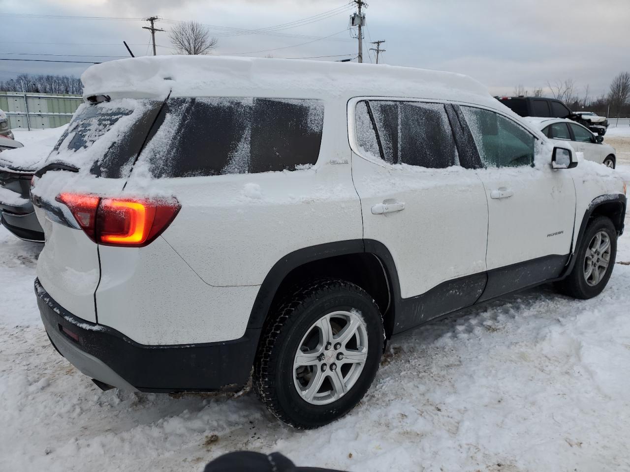 2019 GMC Acadia - Image 3
