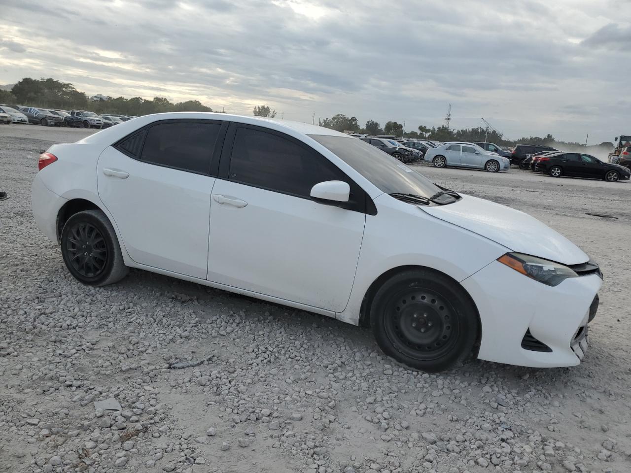 2018 Toyota Corolla - Image 4