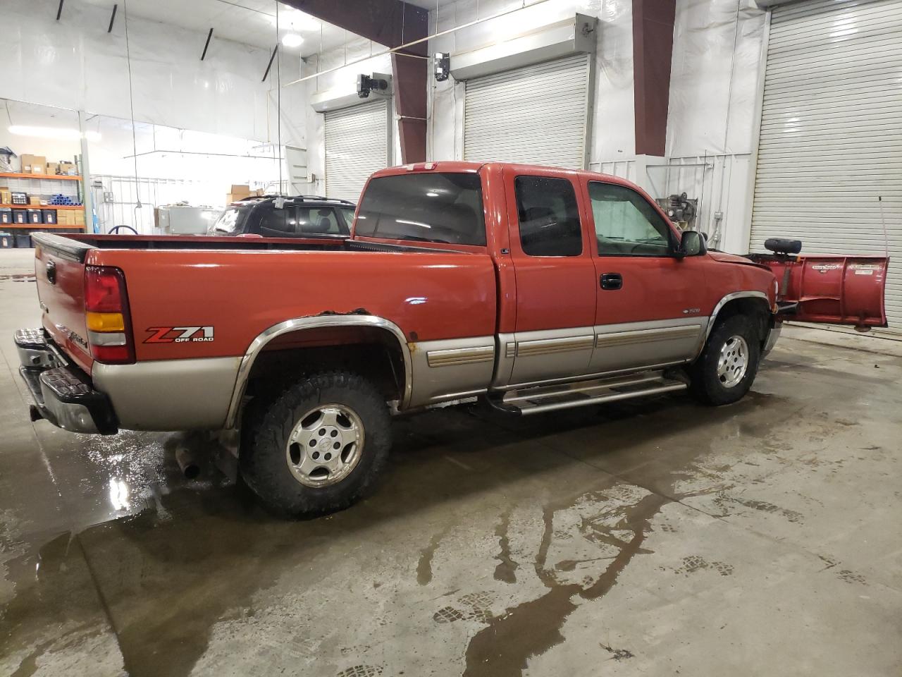 2001 Chevrolet Silverado - Image 3
