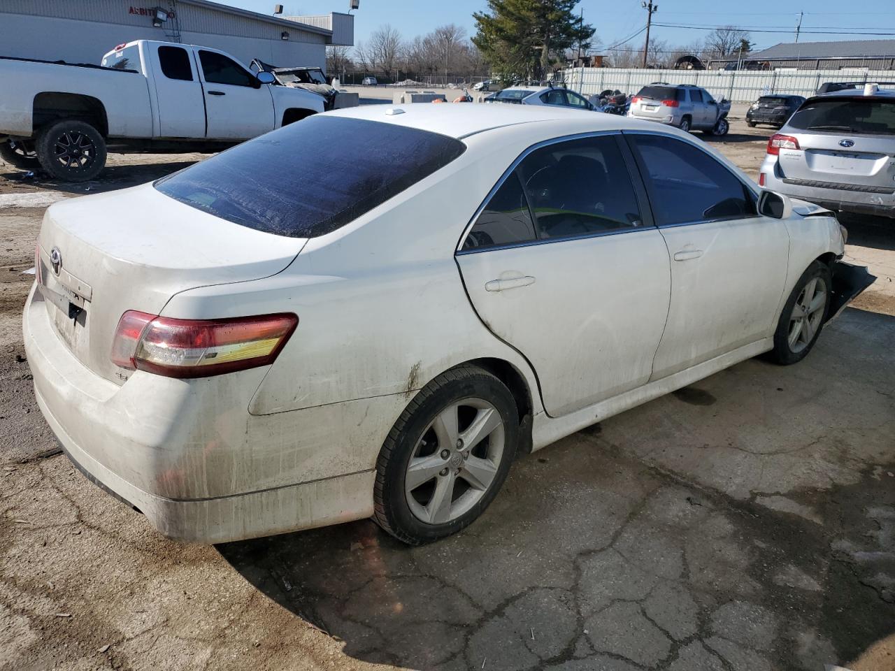 2010 Toyota Camry - Image 3