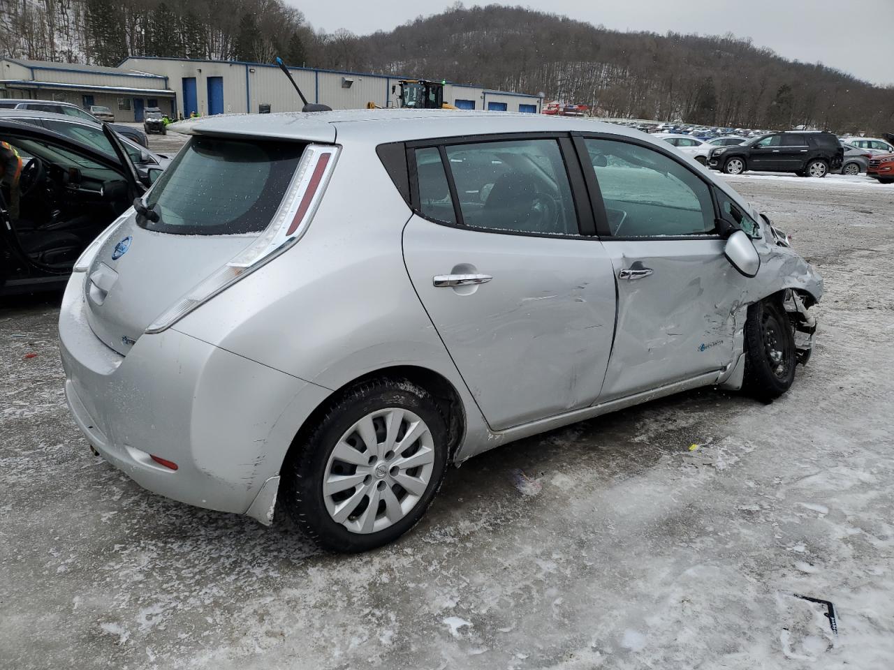 2014 Nissan Leaf - Image 3