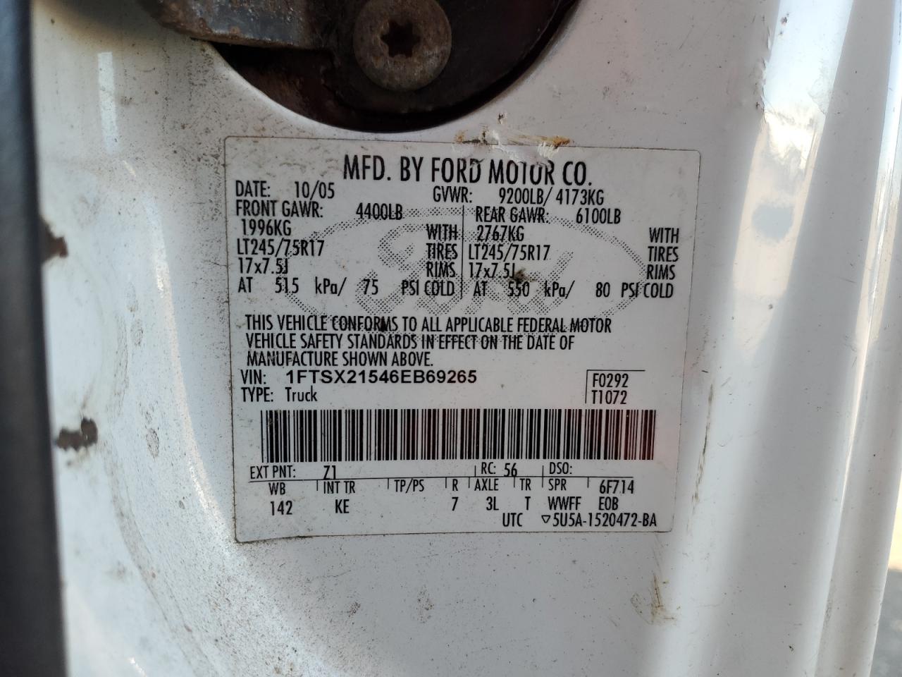 2006 Ford F250 - Image 13