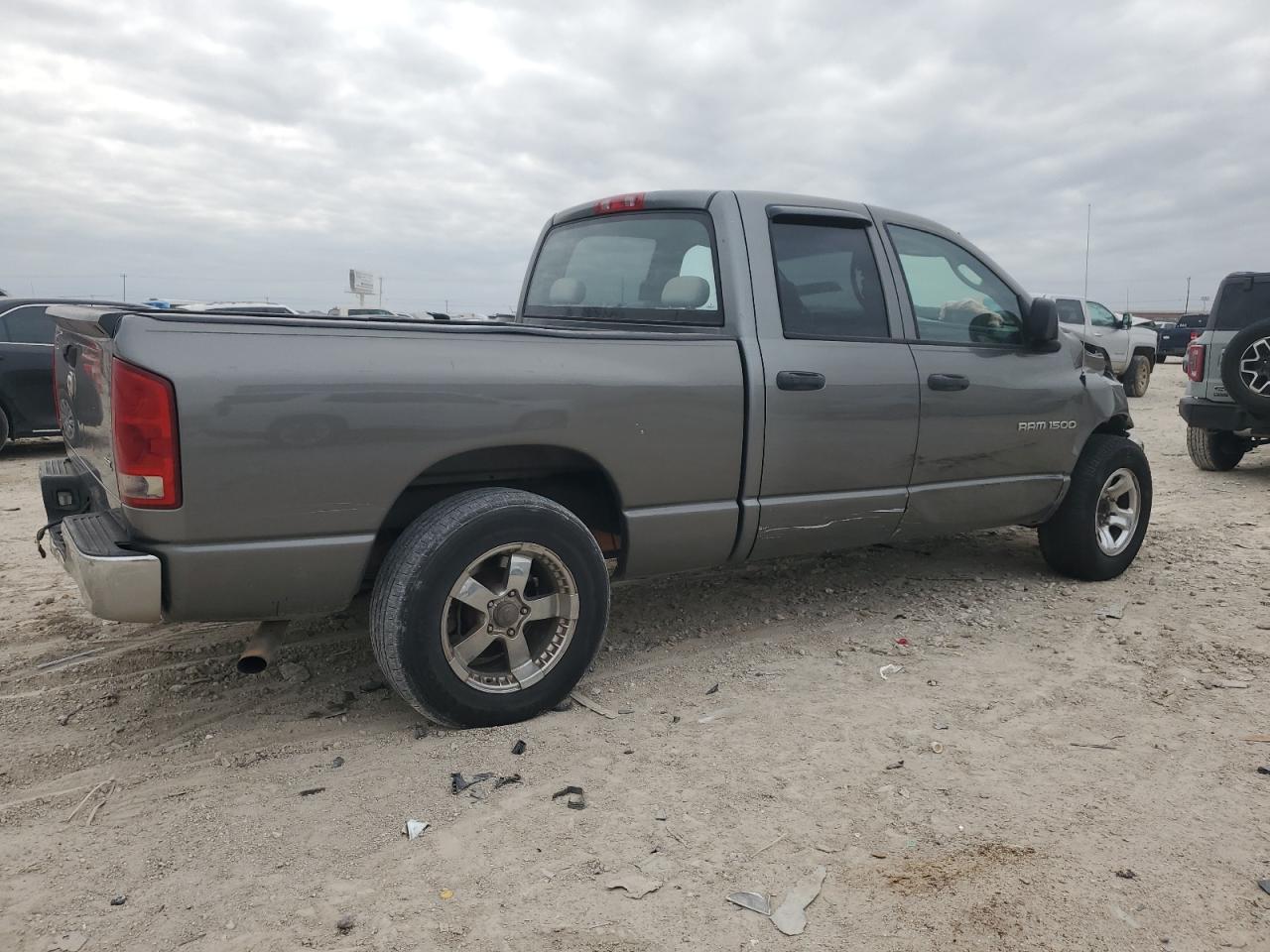 2006 Dodge RAM - Image 3