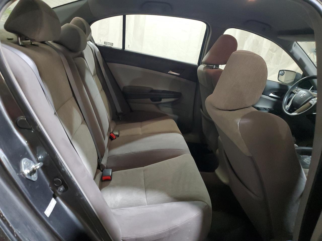 2009 Honda Accord - Image 10