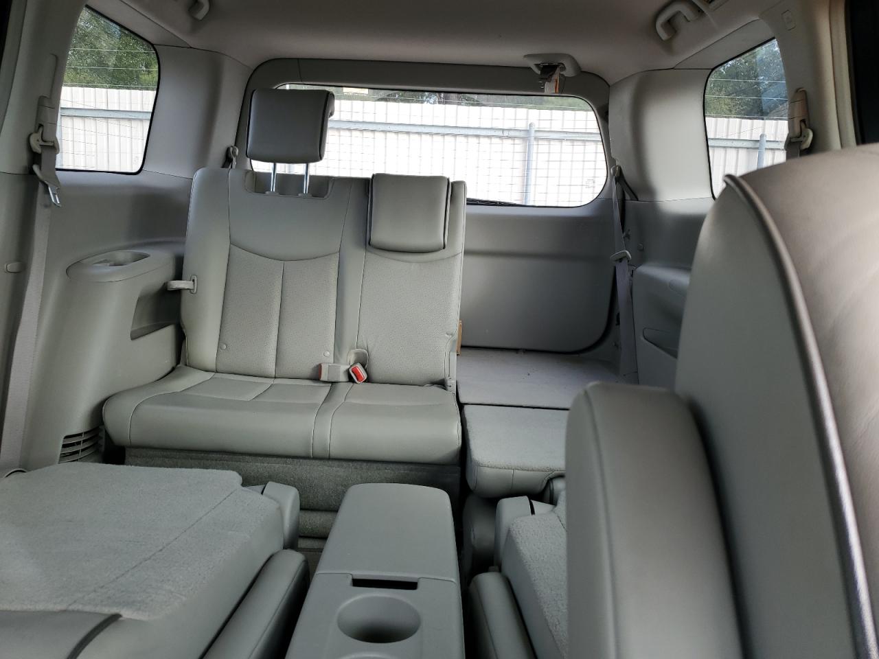 2014 Nissan Quest - Image 10