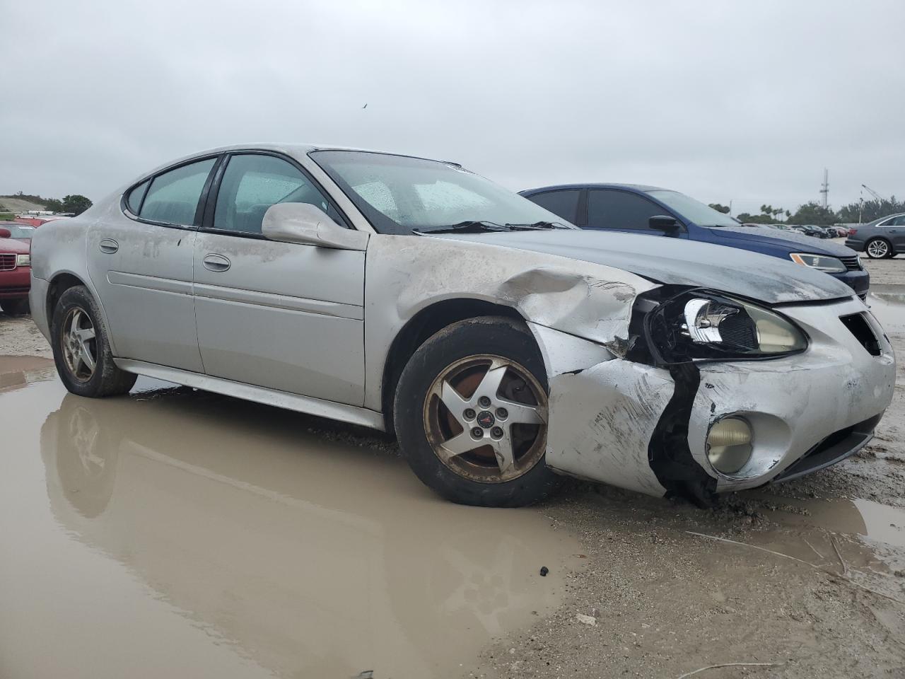 2004 Pontiac Grand Prix - Image 4