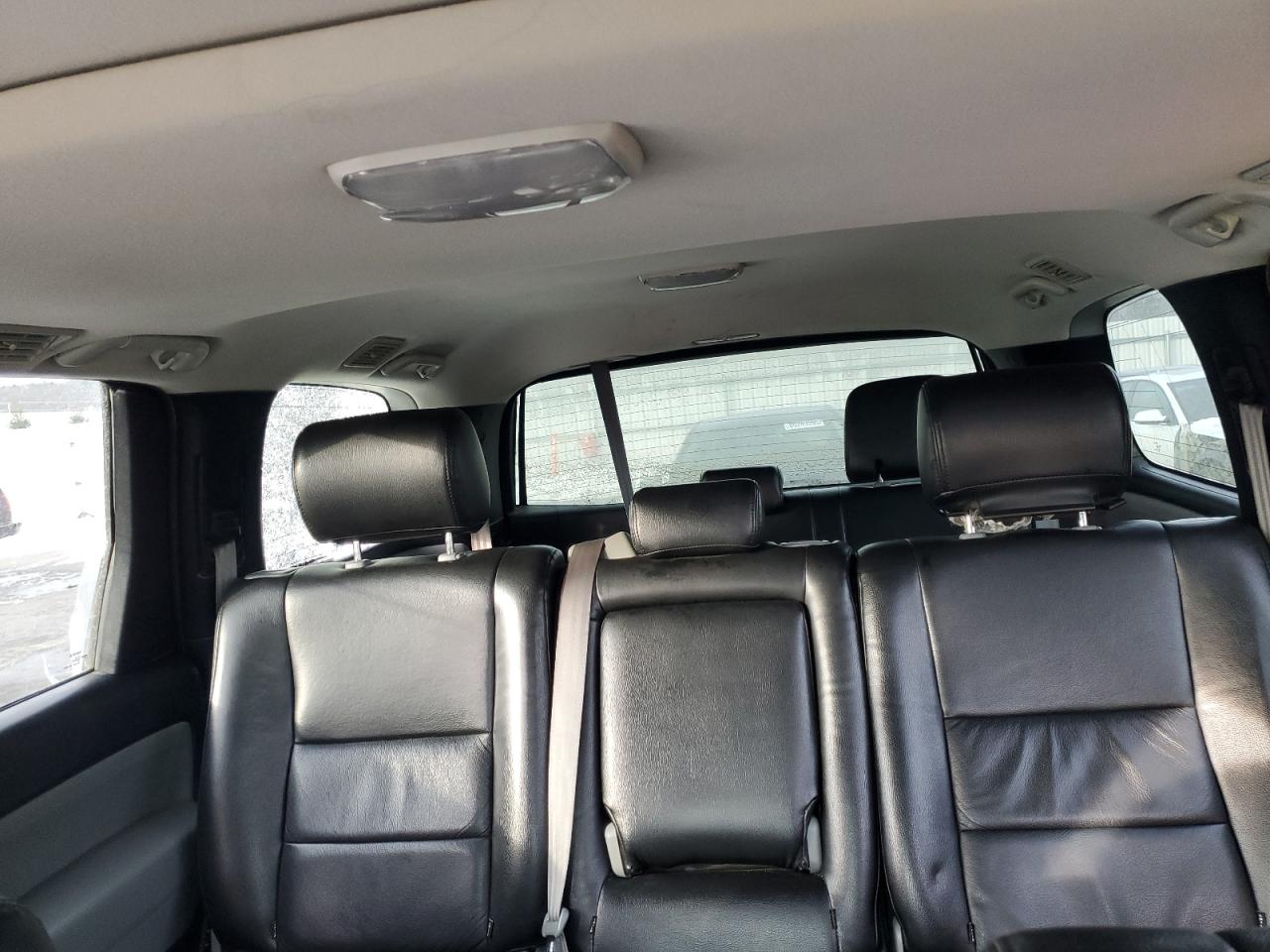 2016 Toyota Sequoia - Image 10