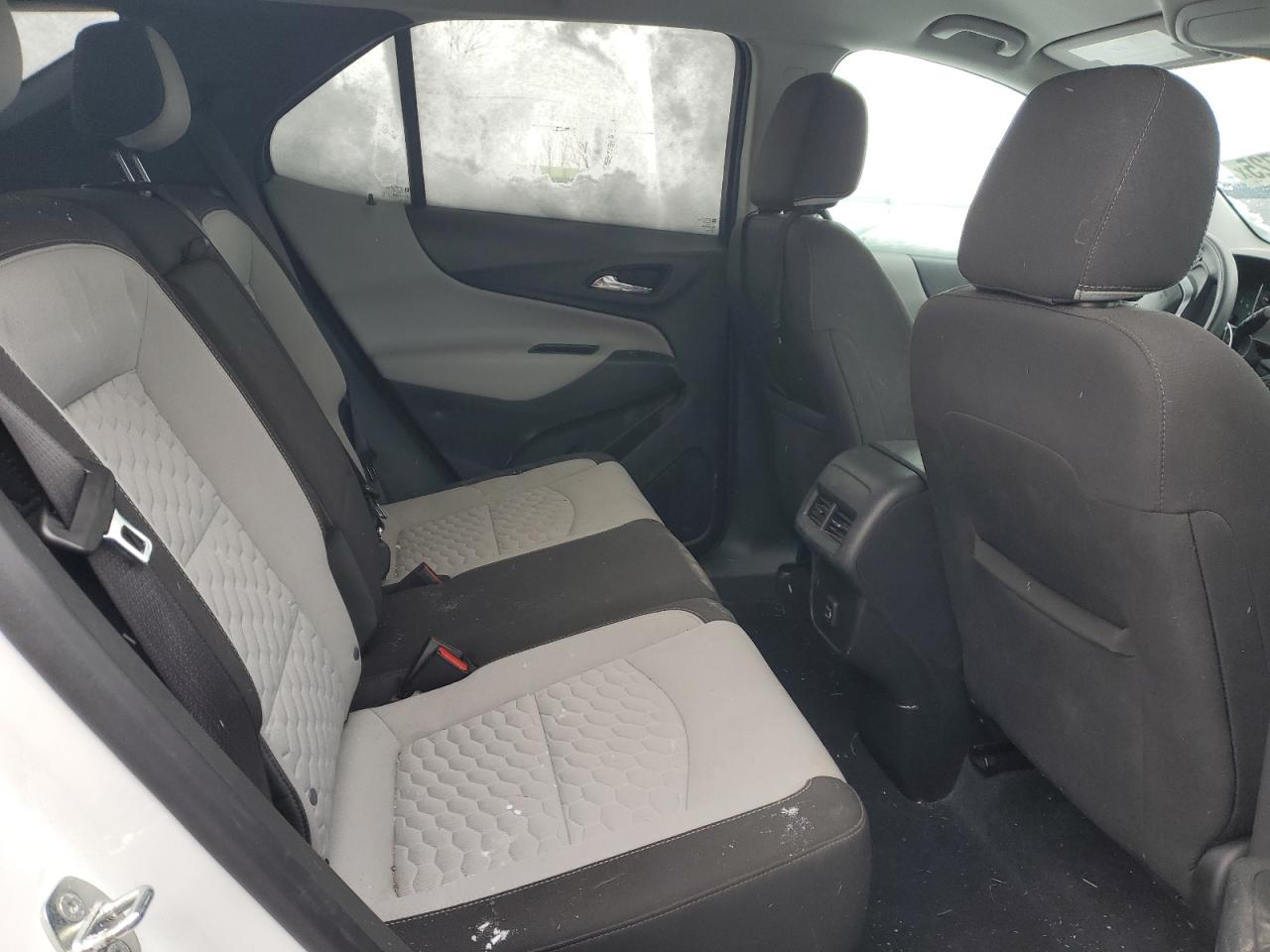 2021 Chevrolet Equinox - Image 11