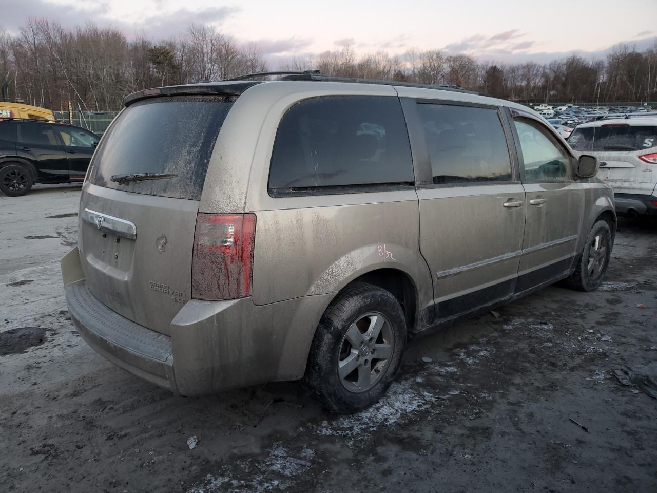 2009 Dodge Caravan - Image 3