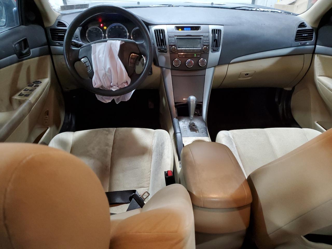 2009 Hyundai Sonata - Image 8
