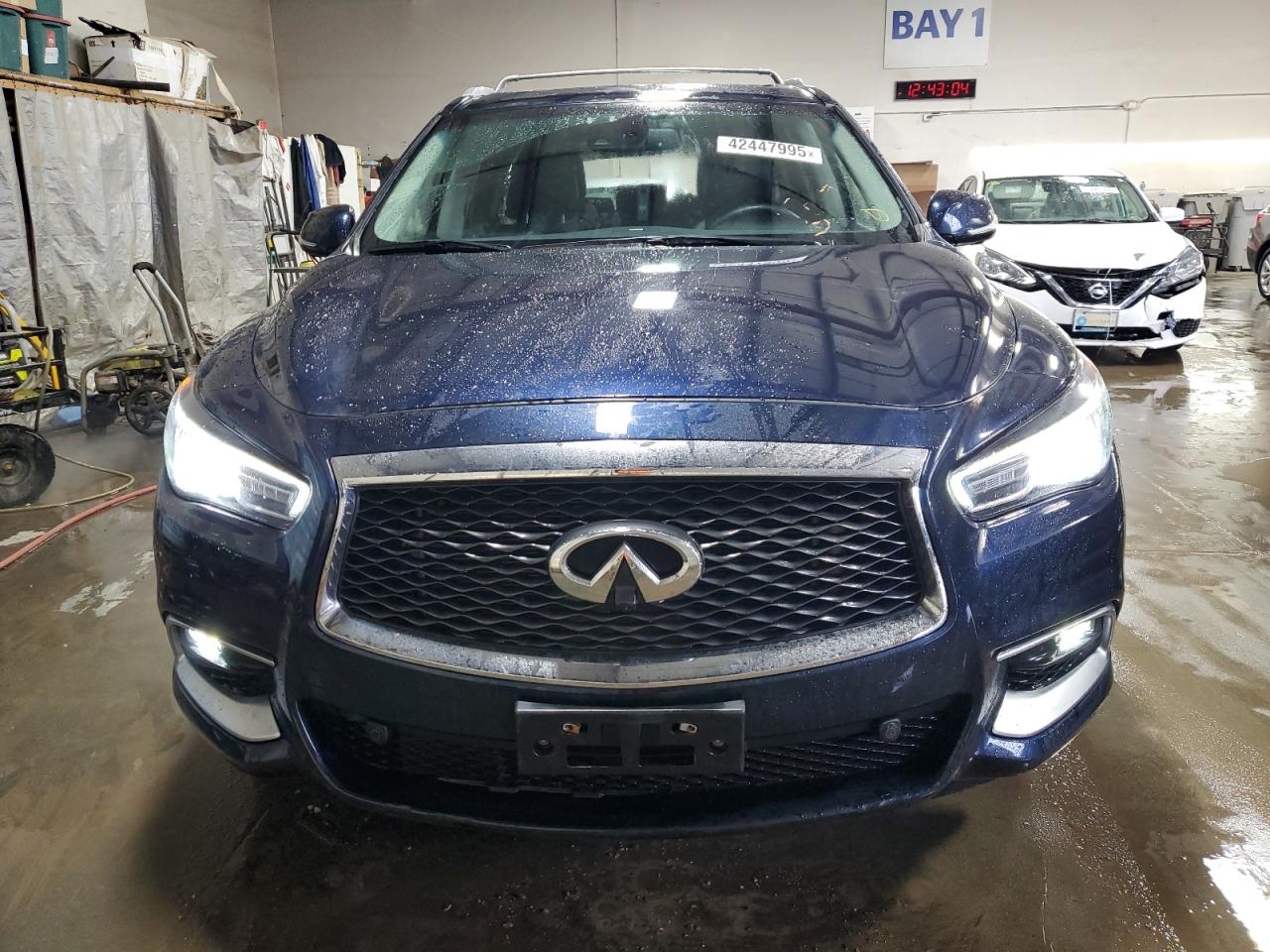 2016 Infiniti QX60 - Image 5
