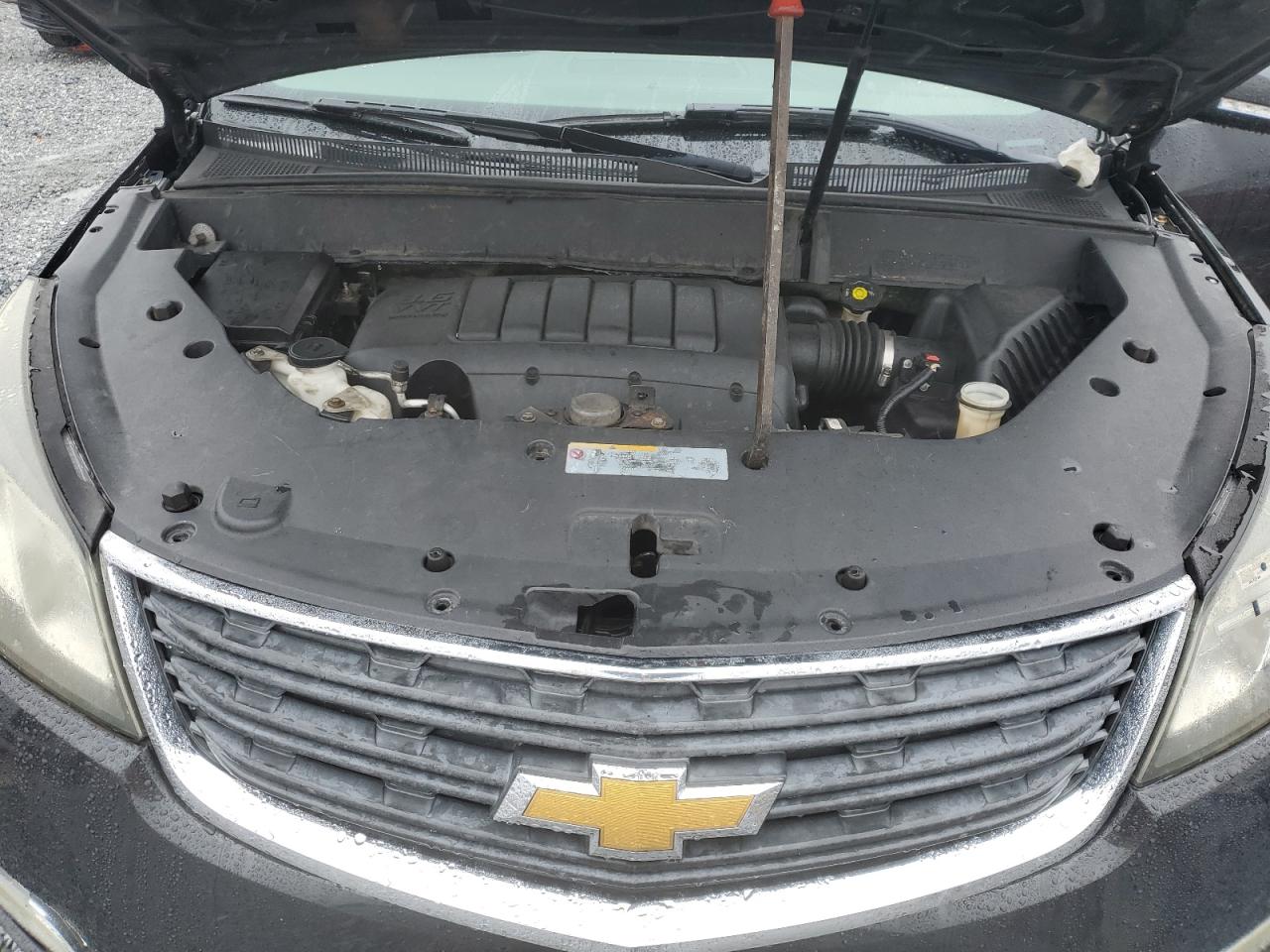 2014 Chevrolet Traverse - Image 12