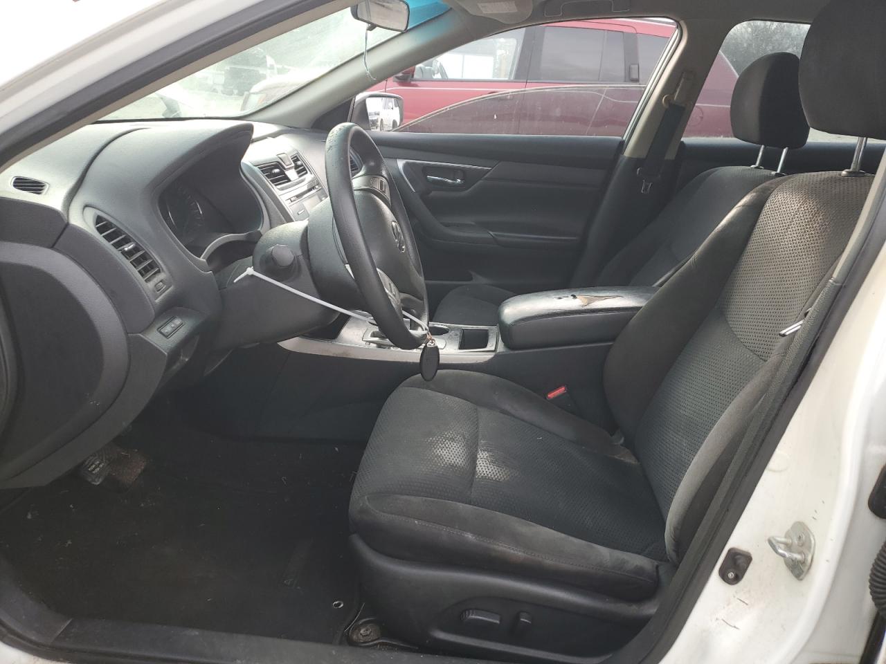 2015 Nissan Altima - Image 7