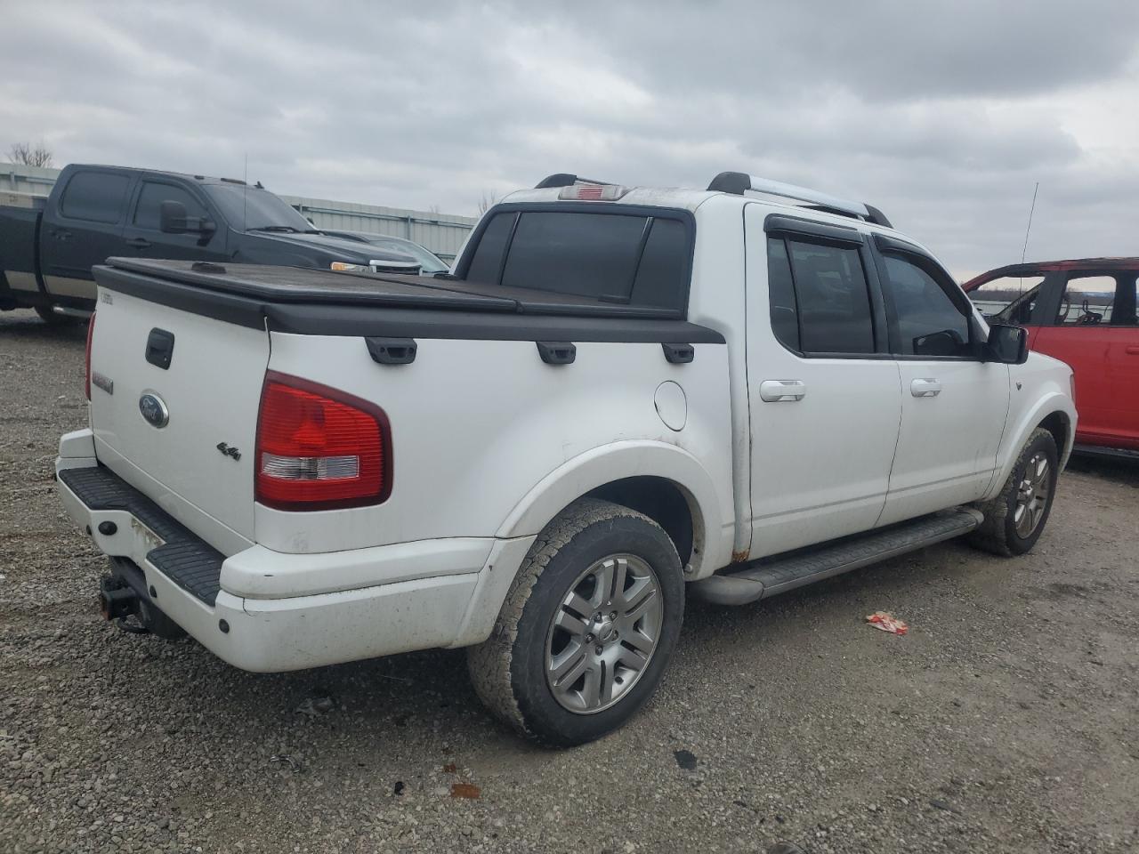 2007 Ford Explorer - Image 3