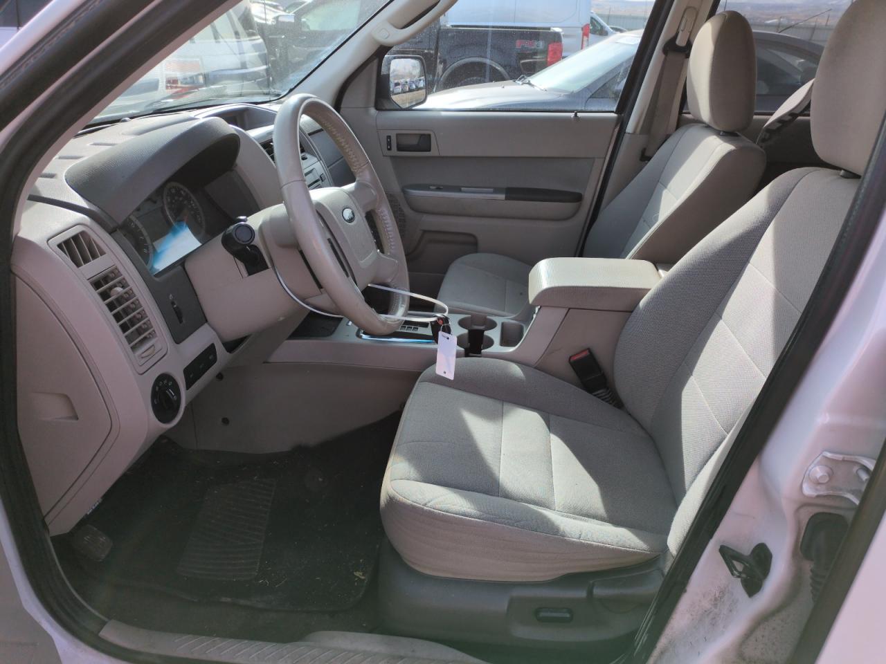 2012 Ford Escape - Image 7