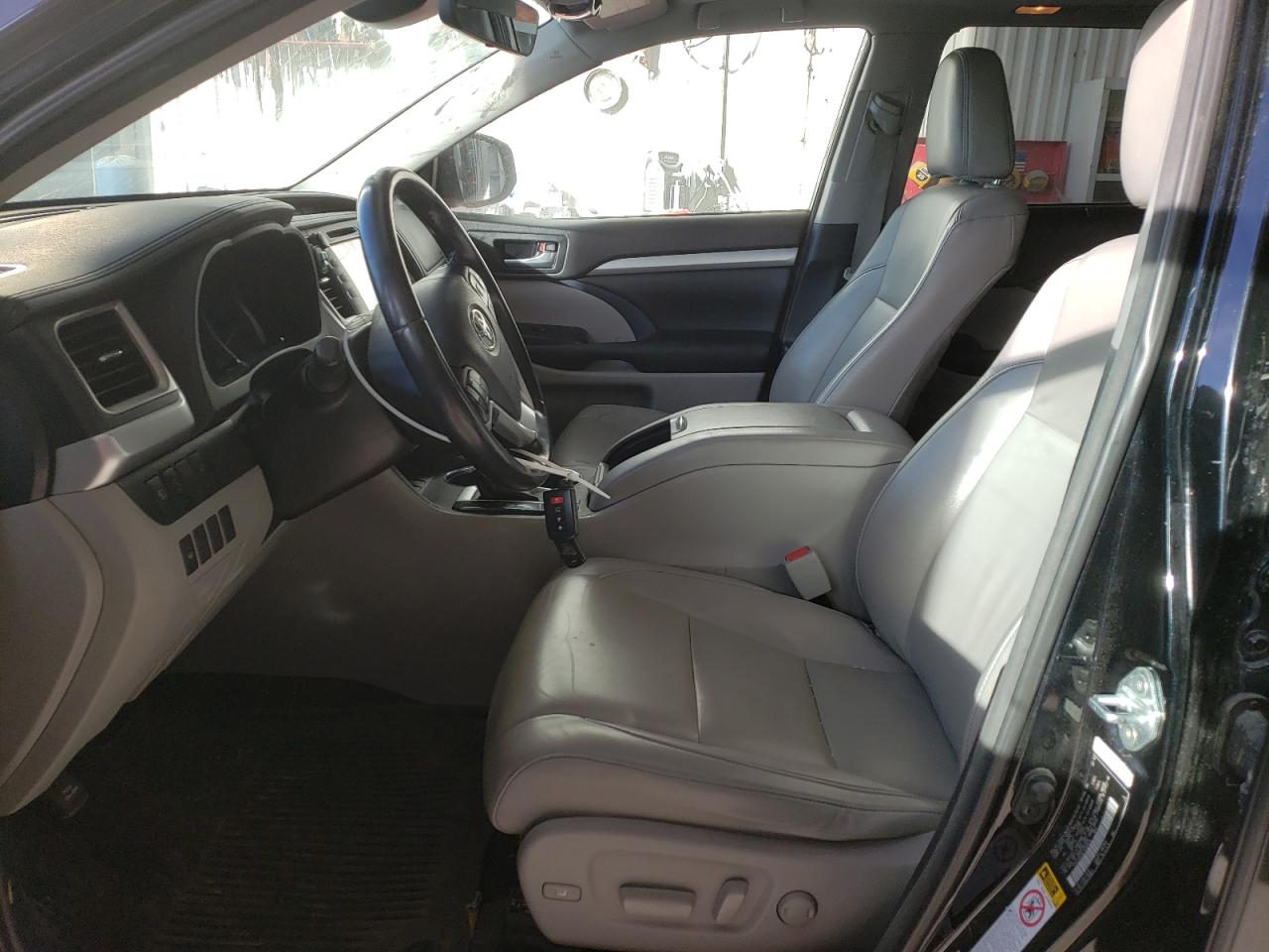 2018 Toyota Highlander - Image 7
