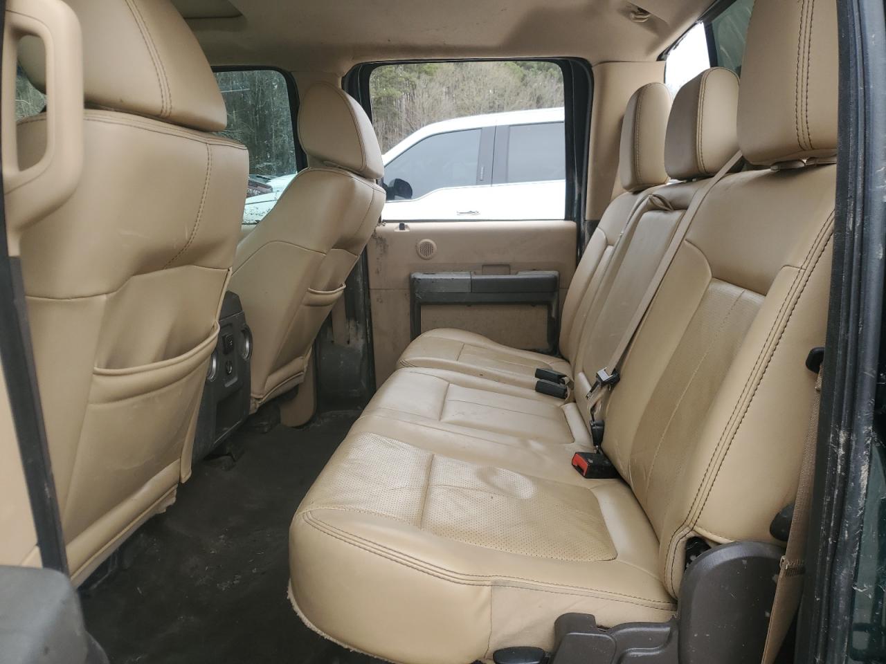 2011 Ford F350 - Image 10