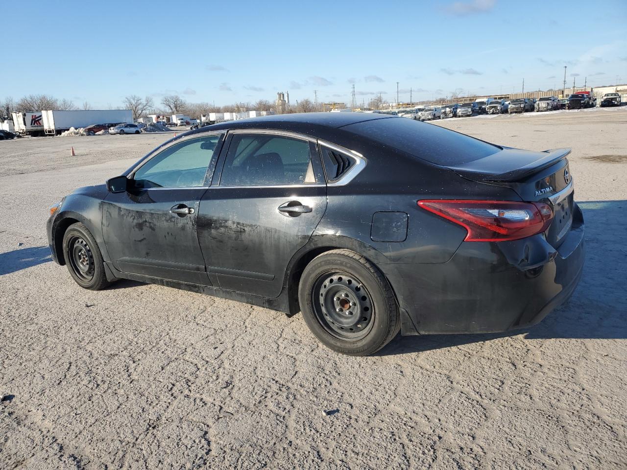 2017 Nissan Altima - Image 2