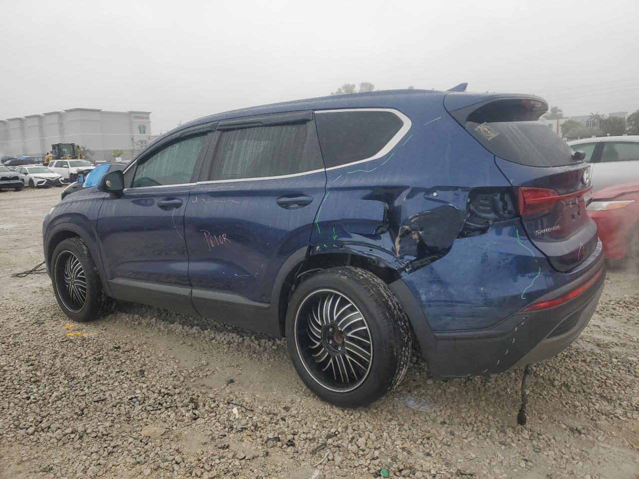 2021 Hyundai Santa Fe - Image 2