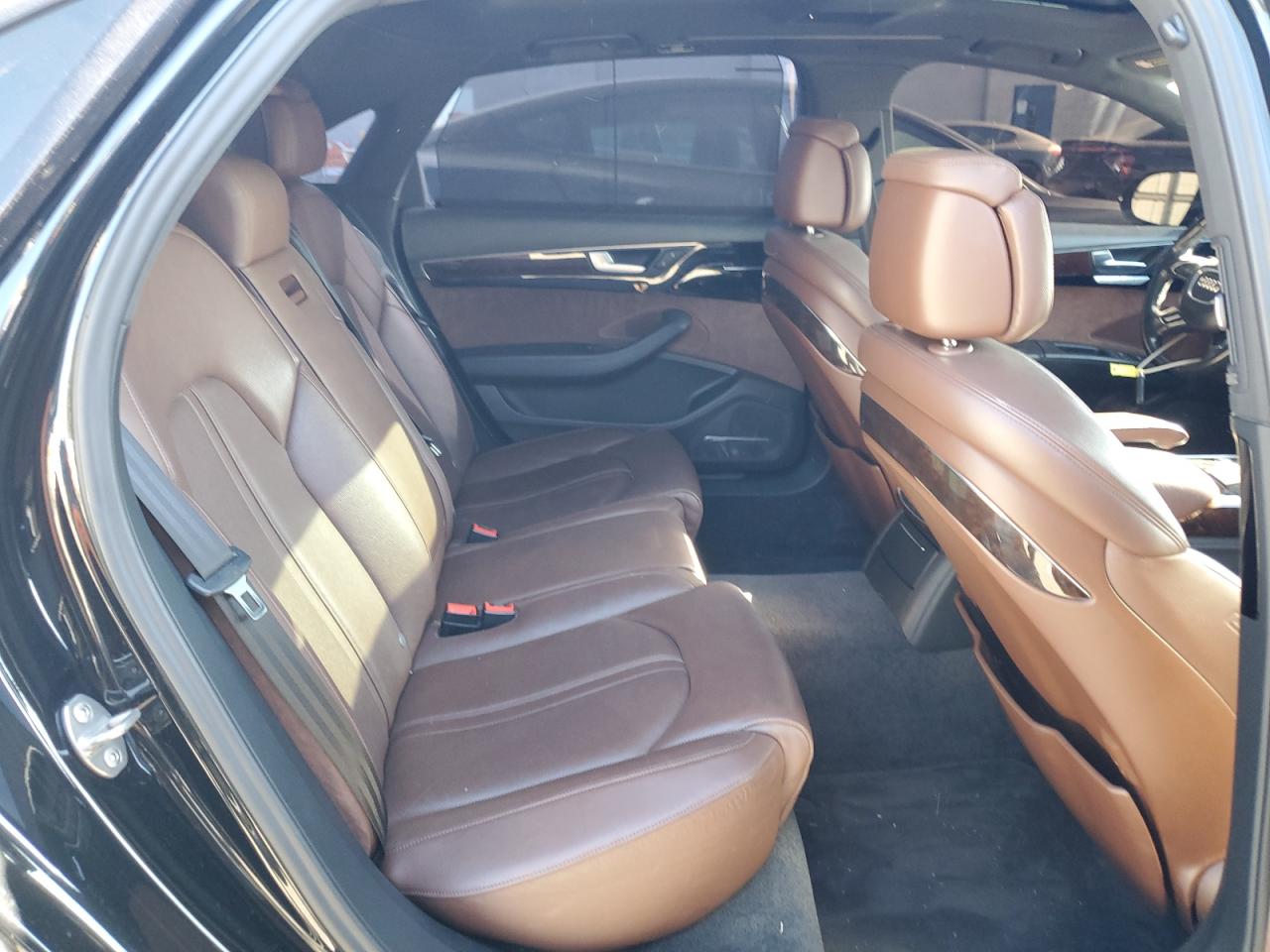 2016 Audi A8 - Image 10