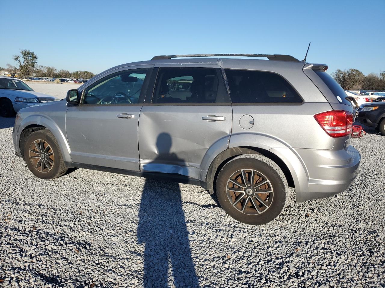 2018 Dodge Journey - Image 2