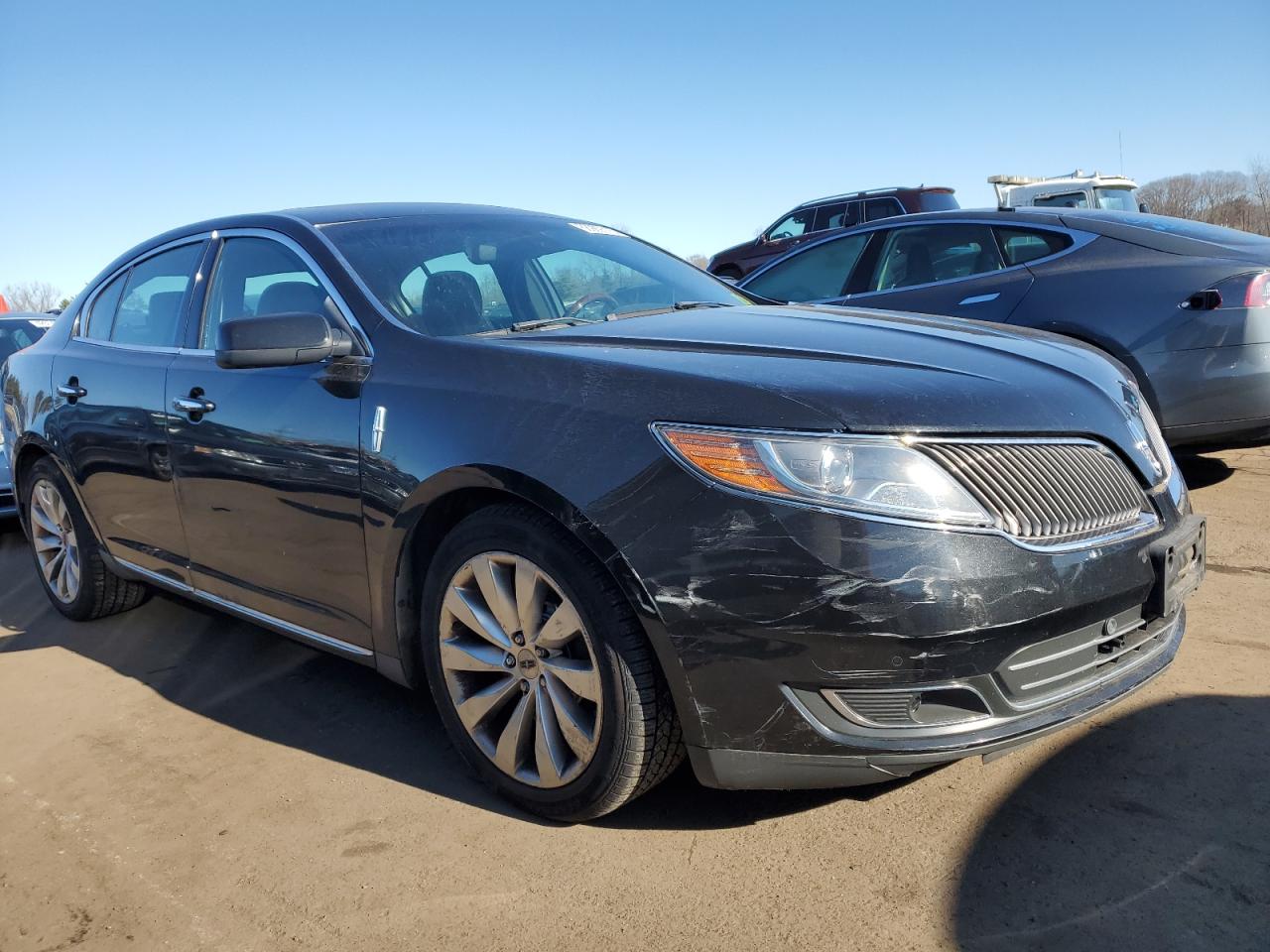 2013 Lincoln MKS - Image 4