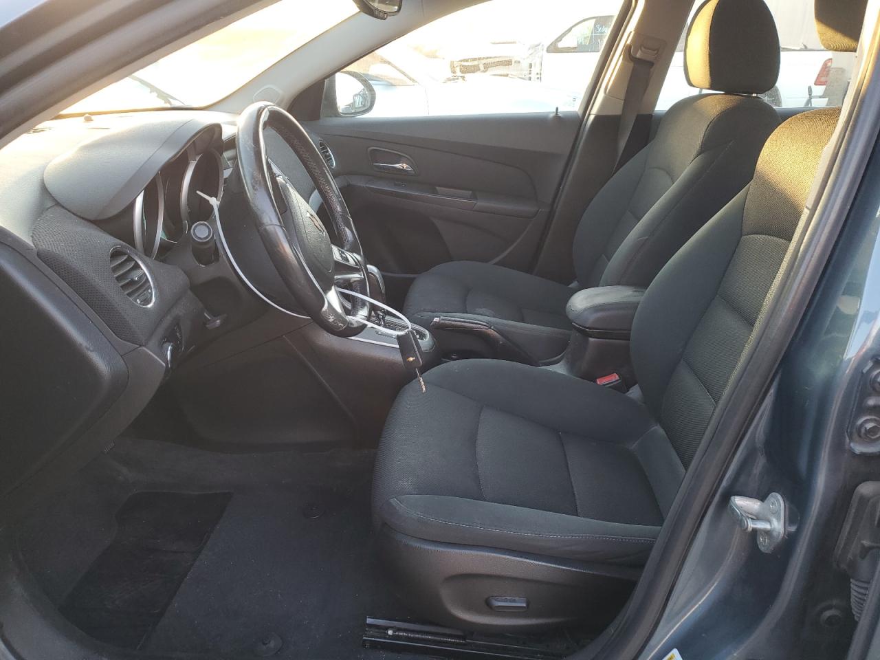 2012 Chevrolet Cruze - Image 7