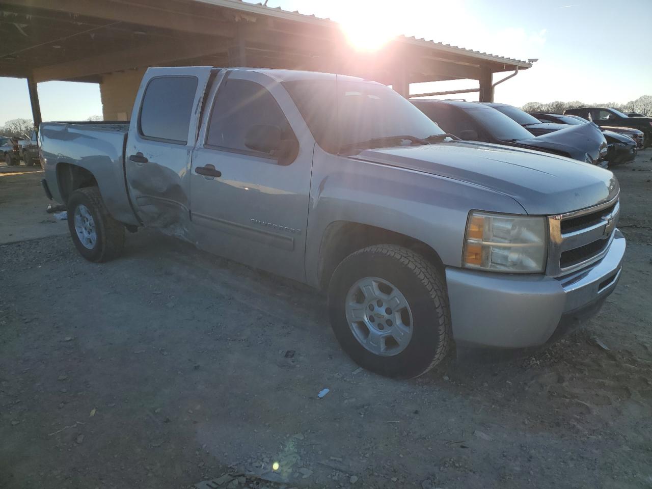 2009 Chevrolet Silverado - Image 4