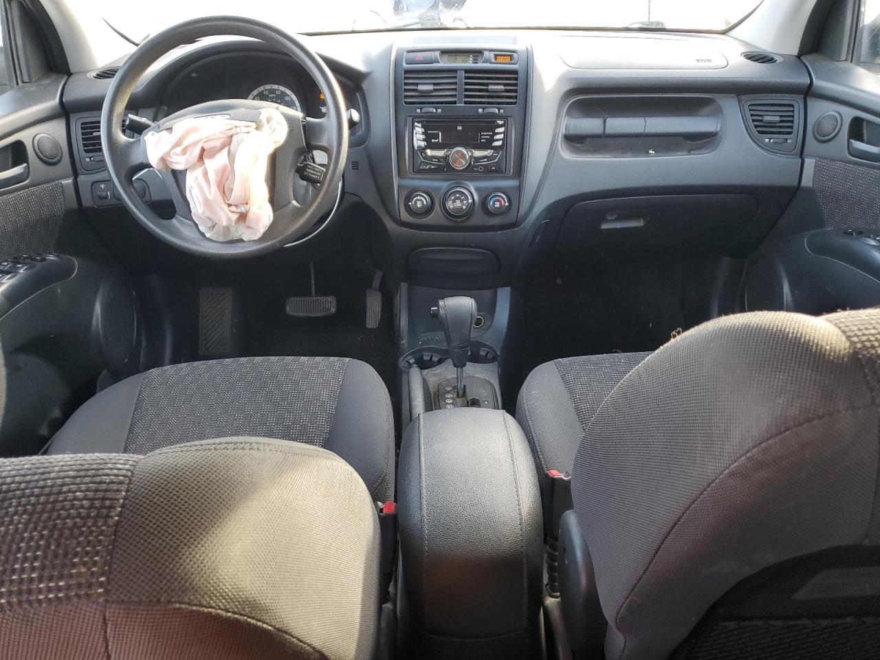 2007 Kia Sportage - Image 8