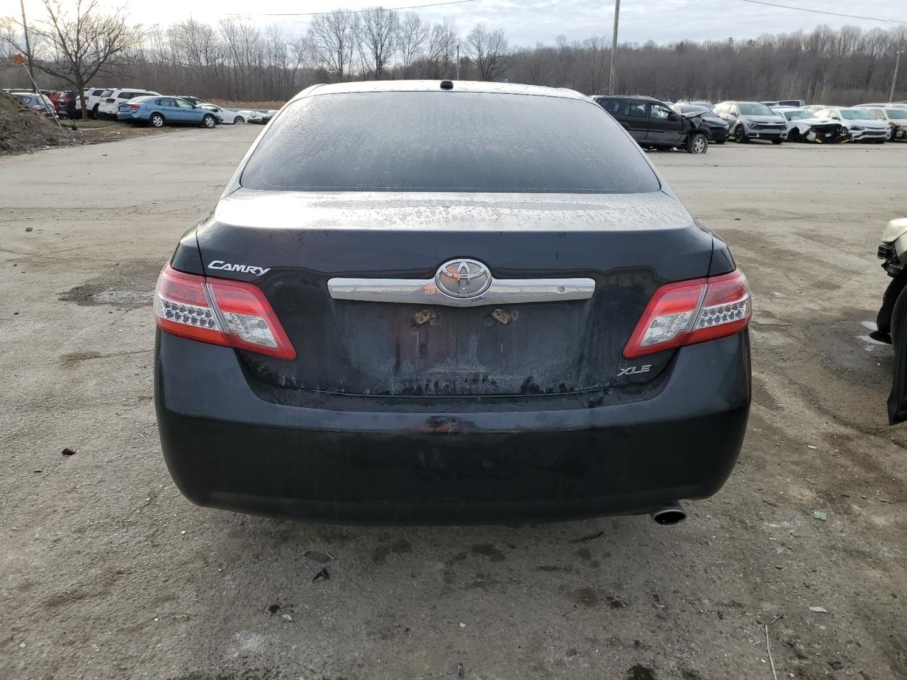 2011 Toyota Camry - Image 6