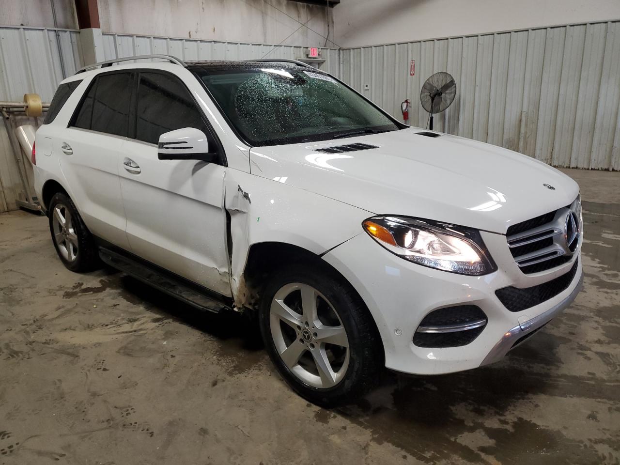 2018 Mercedes-Benz GLE - Image 4