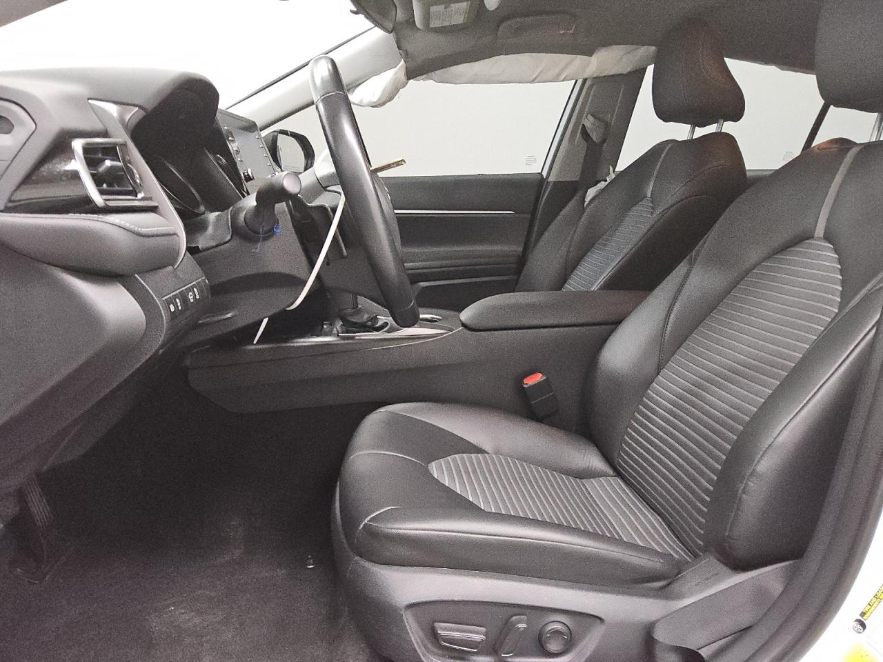 2023 Toyota Camry - Image 7