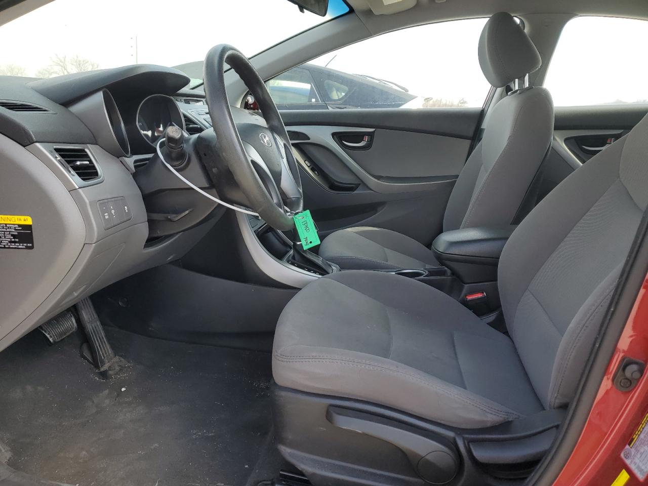 2016 Hyundai Elantra - Image 7