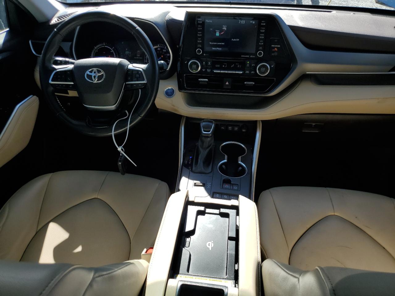 2021 Toyota Highlander - Image 8