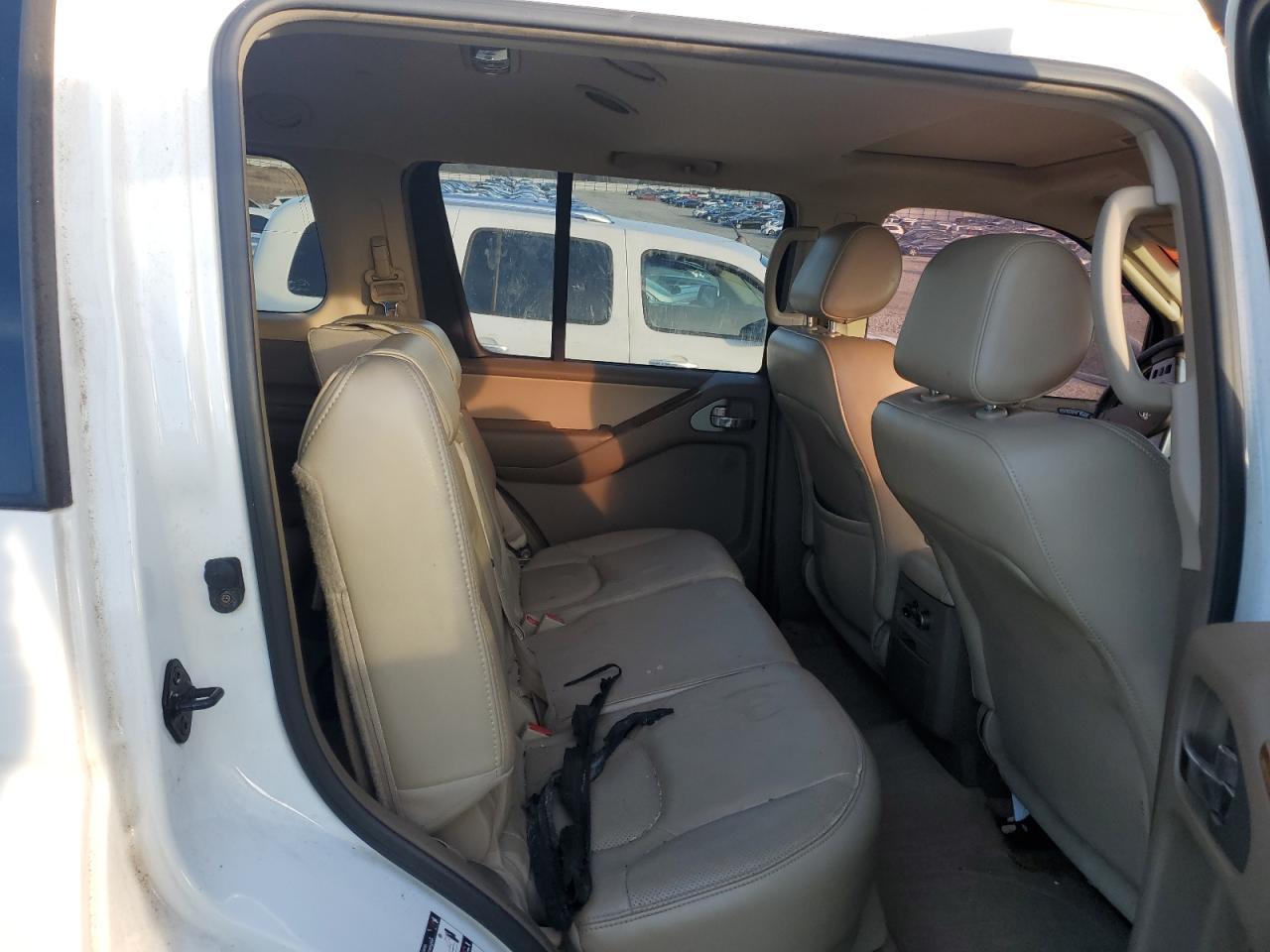 2007 Nissan Pathfinder - Image 11