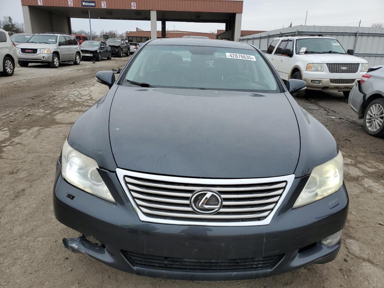 2011 Lexus LS - Image 5