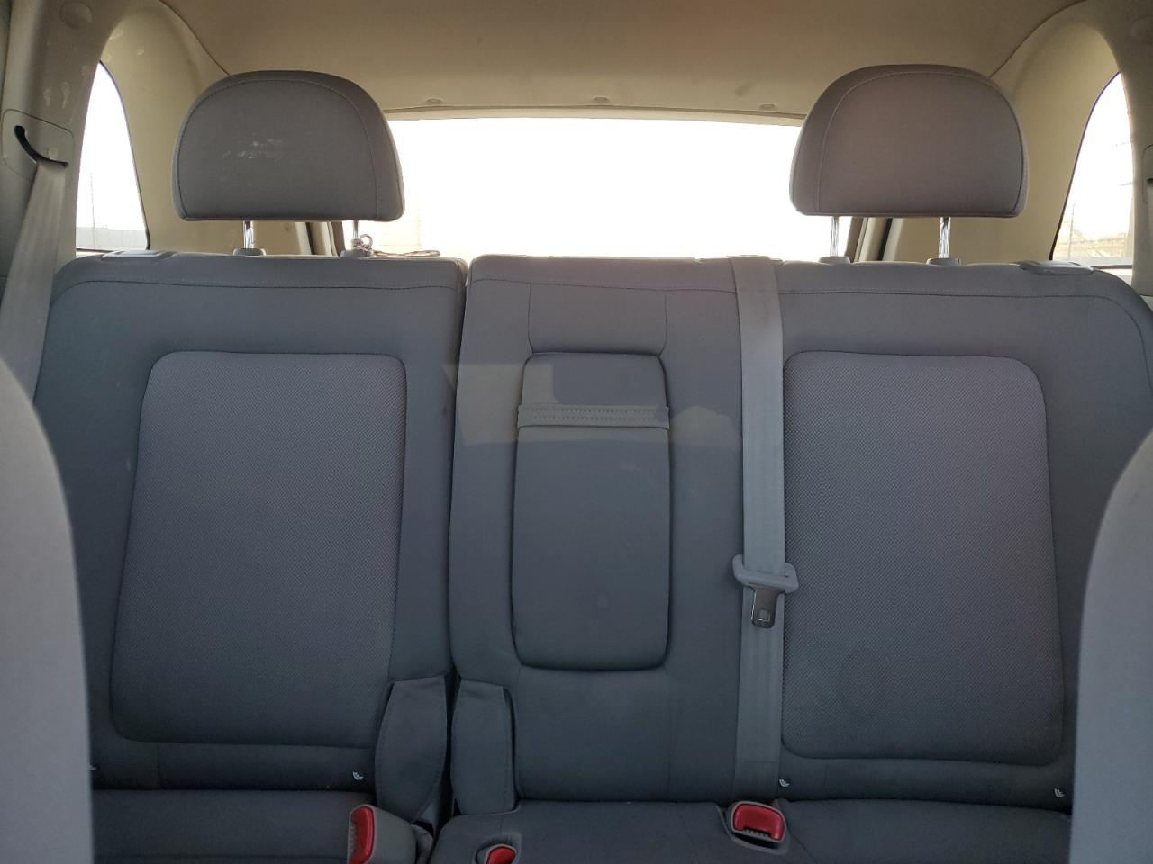 2008 Saturn VUE - Image 10