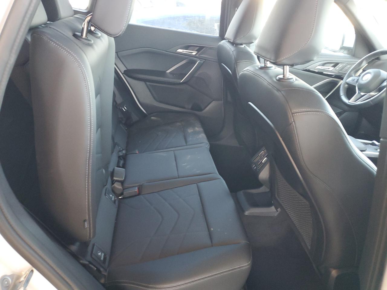 2024 BMW X1 - Image 11