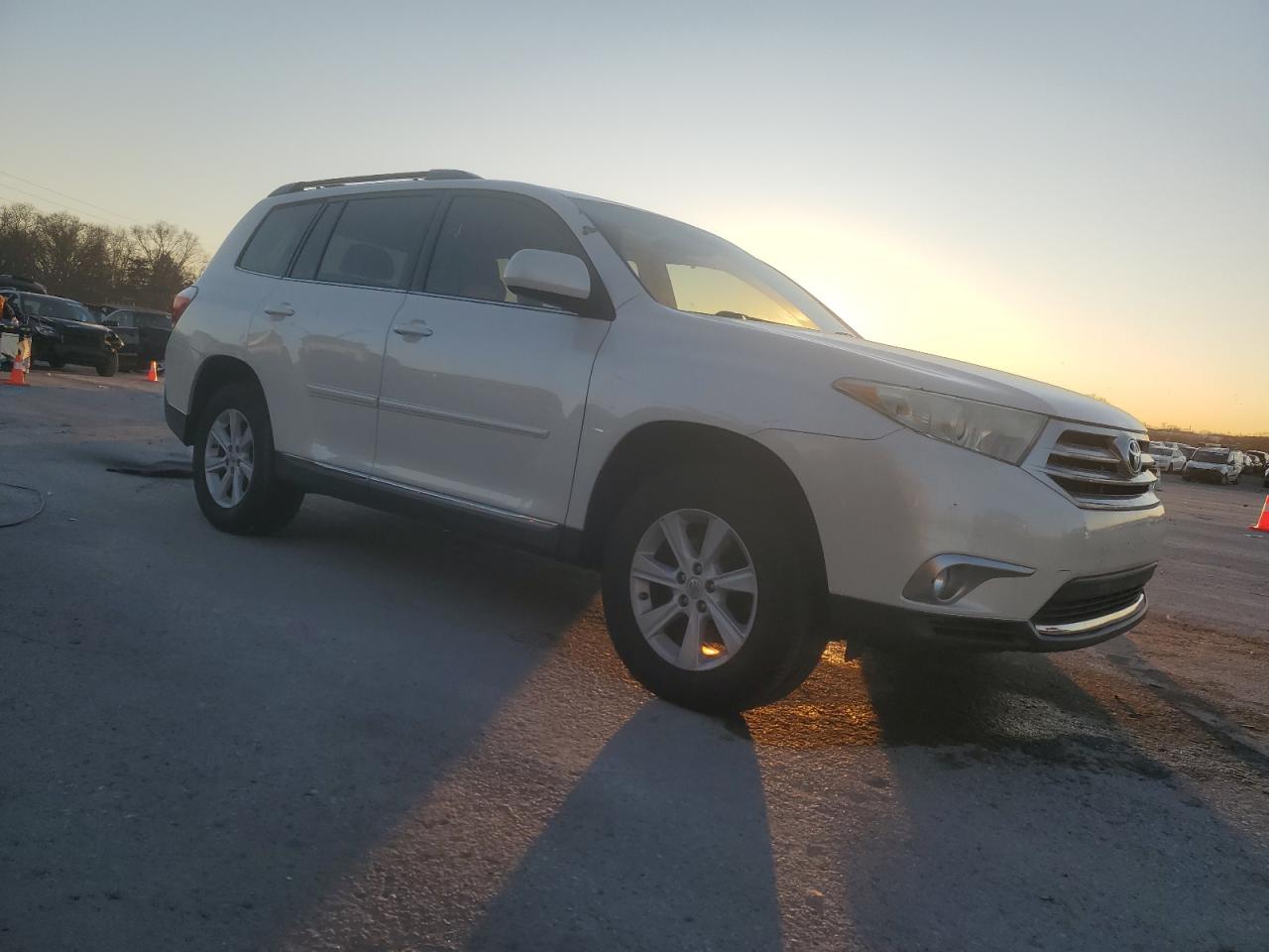 2012 Toyota Highlander - Image 4