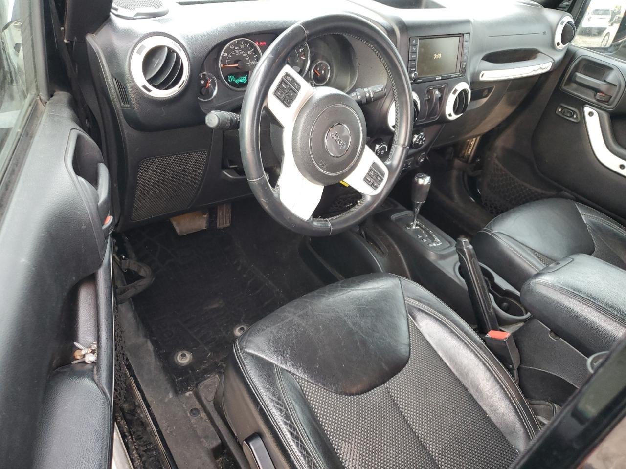 2015 Jeep Wrangler - Image 8