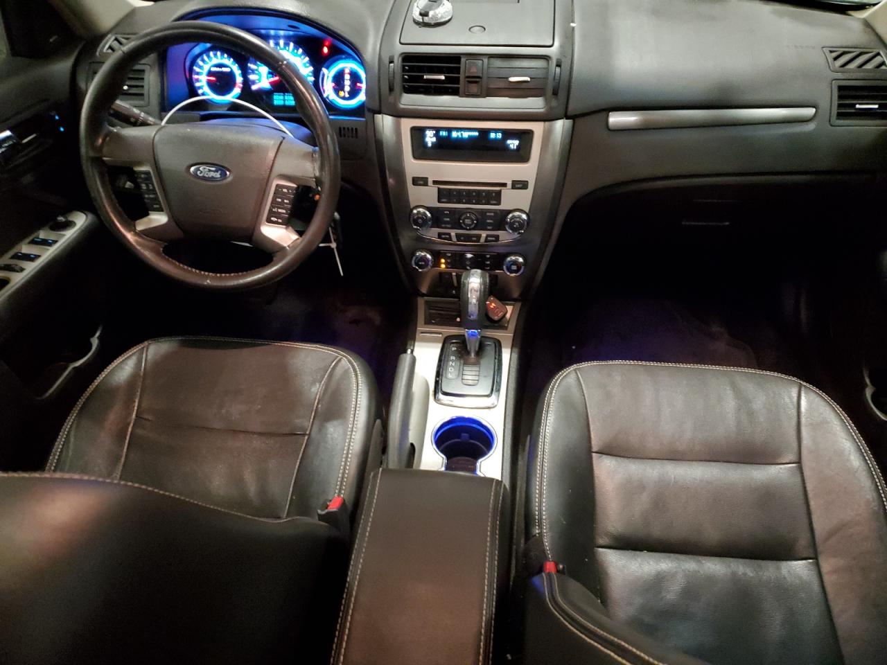 2010 Ford Fusion - Image 8