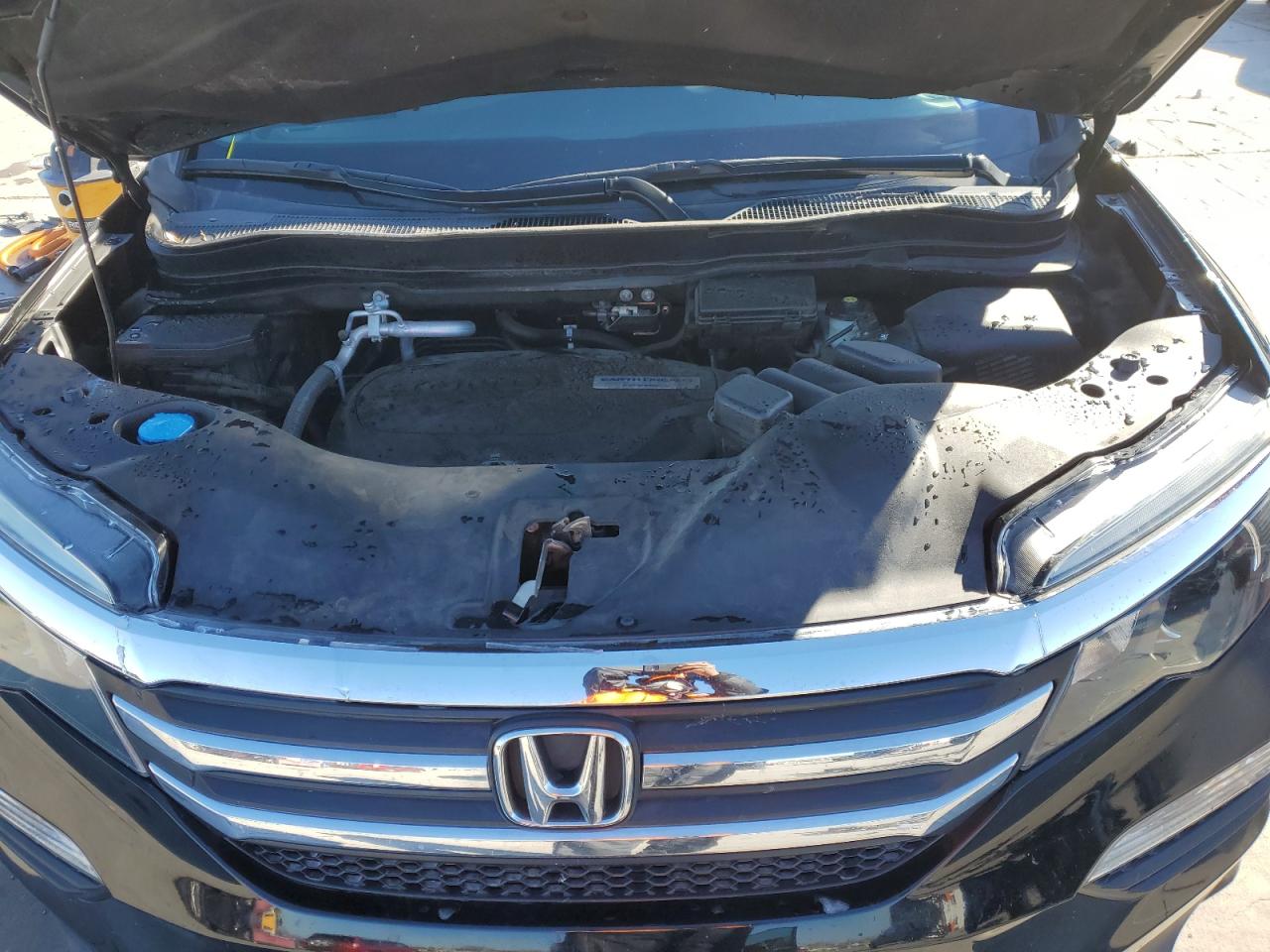 2018 Honda Pilot - Image 12