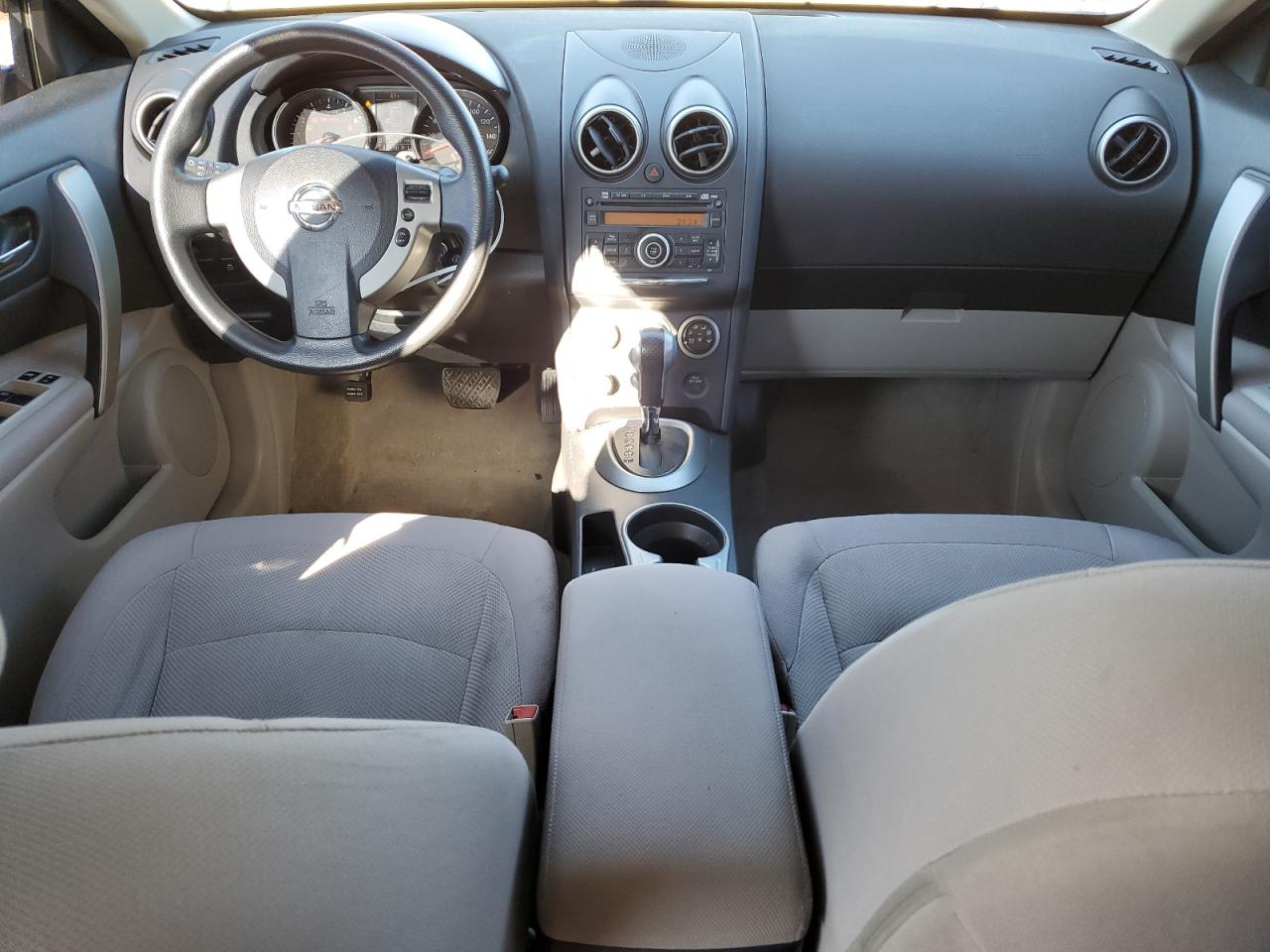 2011 Nissan Rogue - Image 8