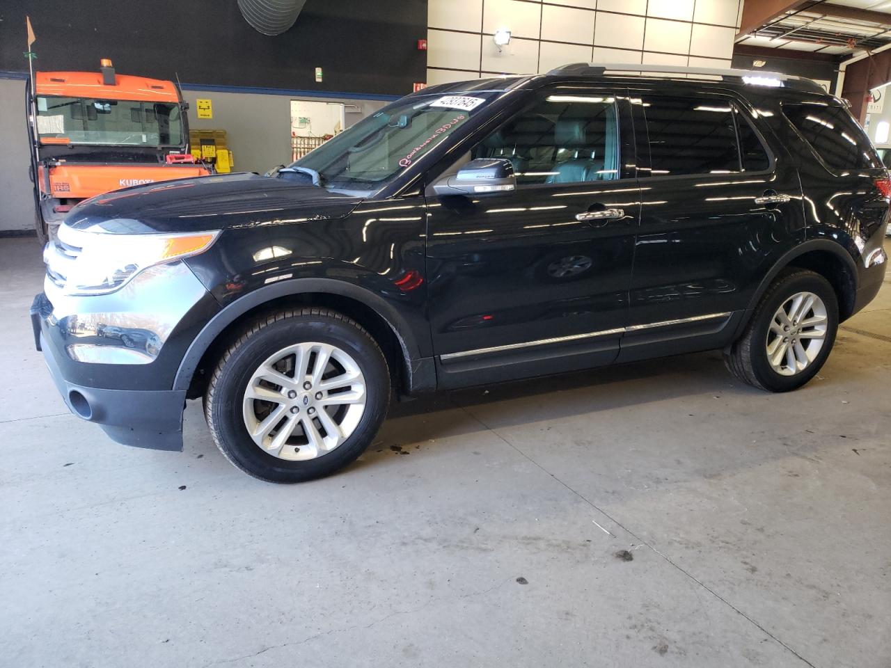 2013 Ford Explorer - Image 1
