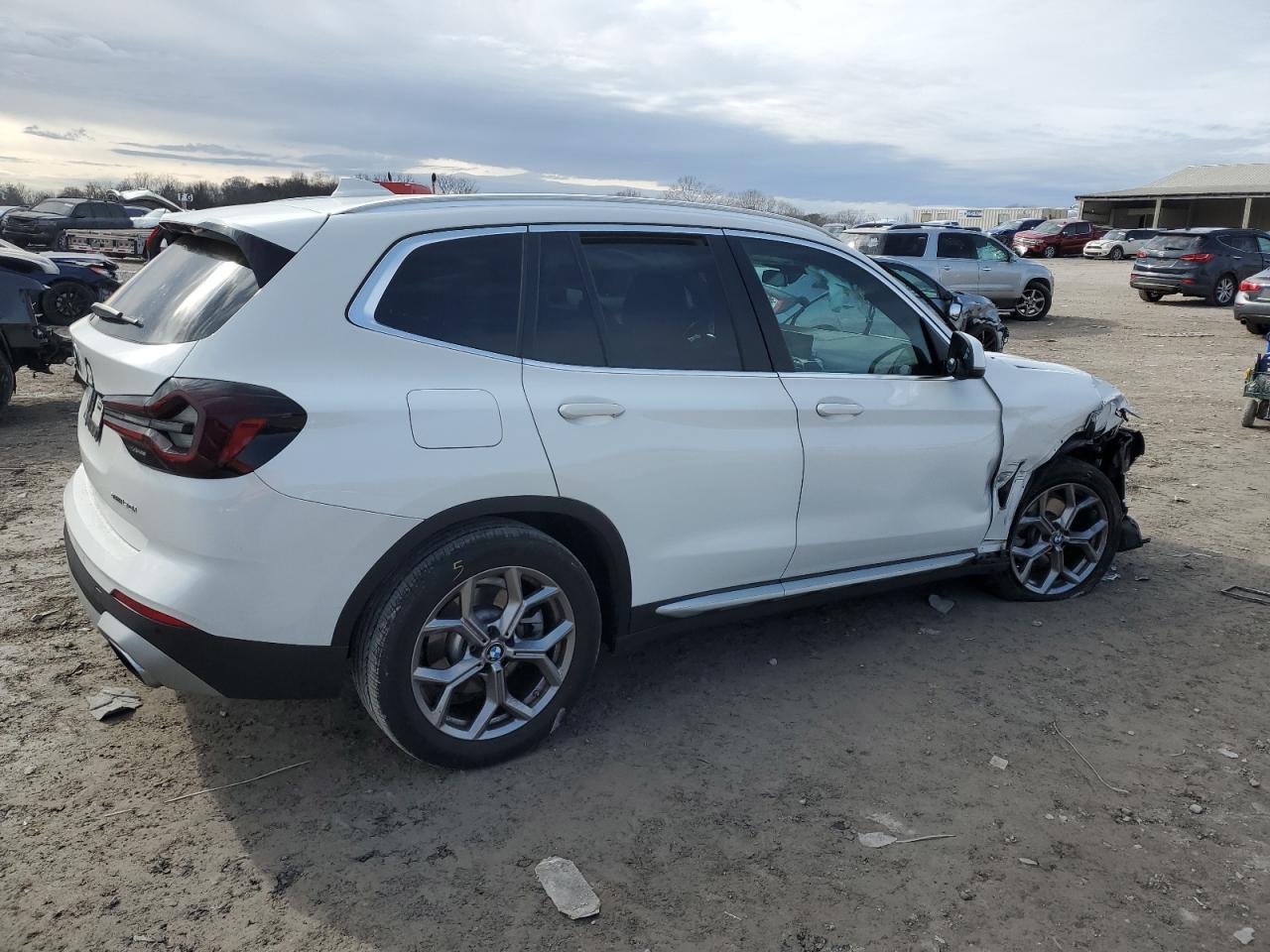 2022 BMW X3 - Image 3